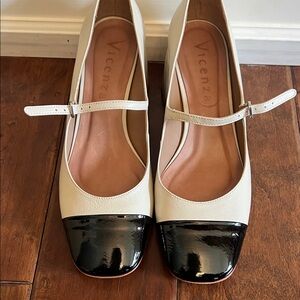 Anthropologie Vicenza Black and White Mary Jane Shoes Size 10